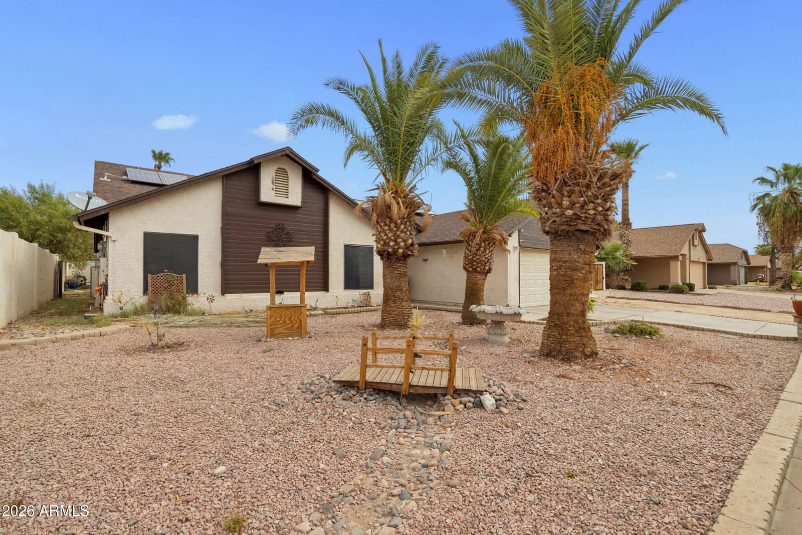 5138 W DIANA Avenue, Glendale, AZ 85302 — photo 5 of 40