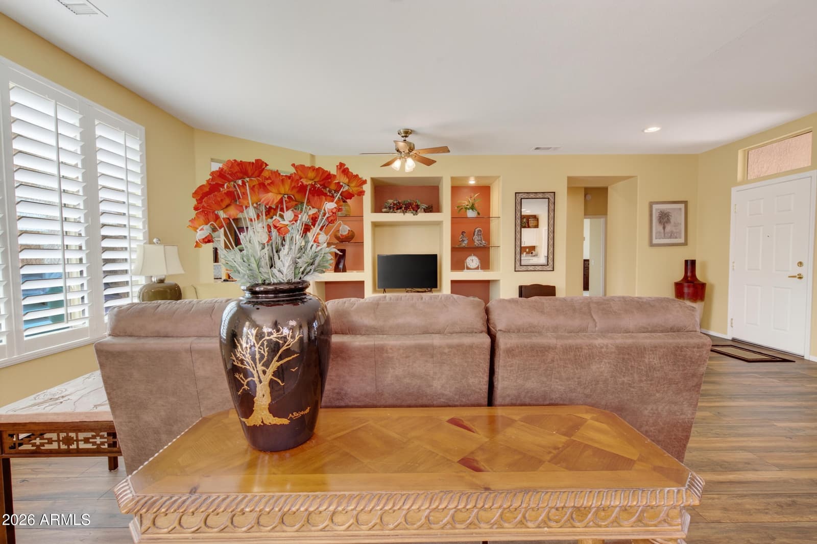 16263 W ESCONDIDO Court W, Surprise, AZ 85374 — photo 11 of 39