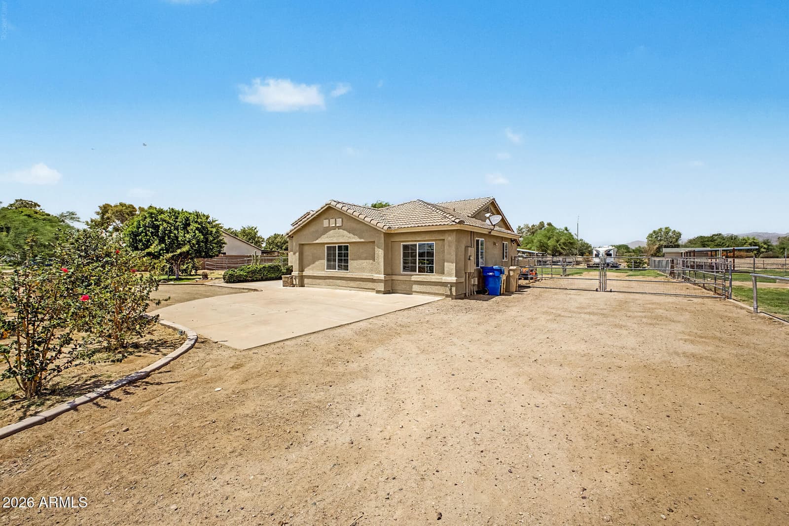 25288 W Illini Street, Buckeye, AZ 85326 — photo 7 of 48