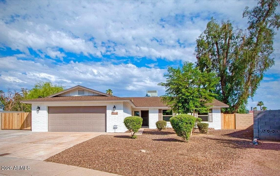 3127 W YUCCA Street, Phoenix, AZ 85029 — photo 1 of 1