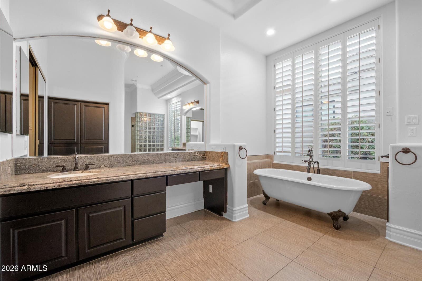 7436 E TUCKEY Lane, Scottsdale, AZ 85250 — photo 16 of 36