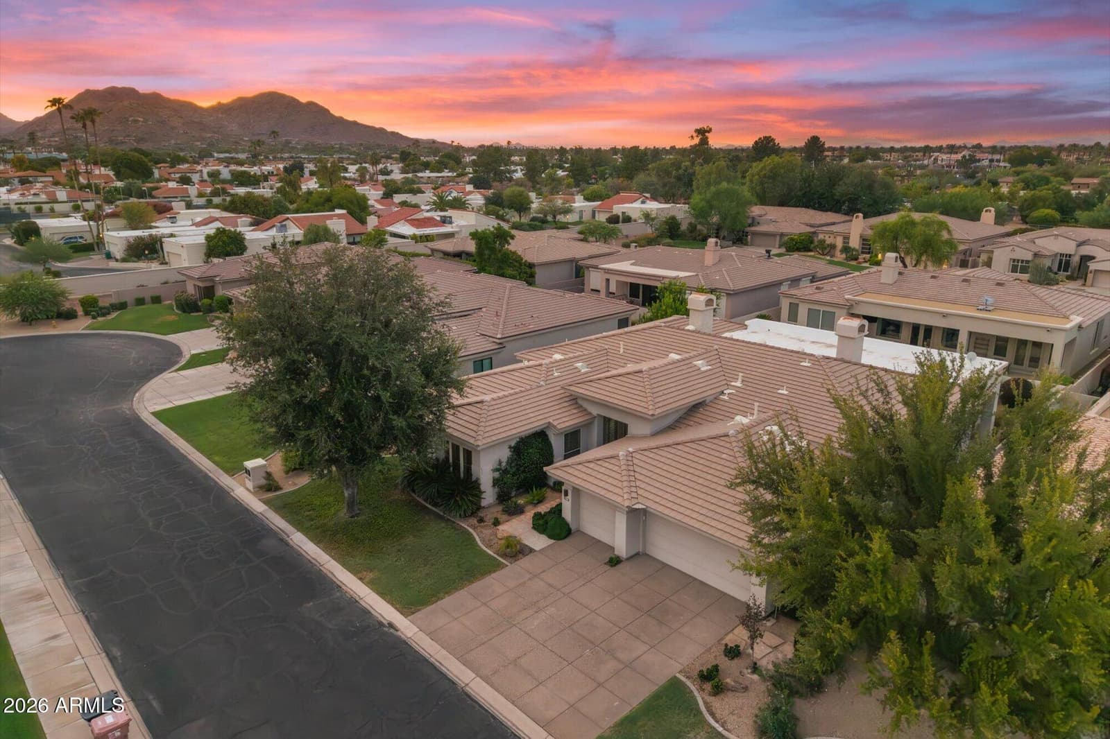 7436 E TUCKEY Lane, Scottsdale, AZ 85250 — photo 33 of 36