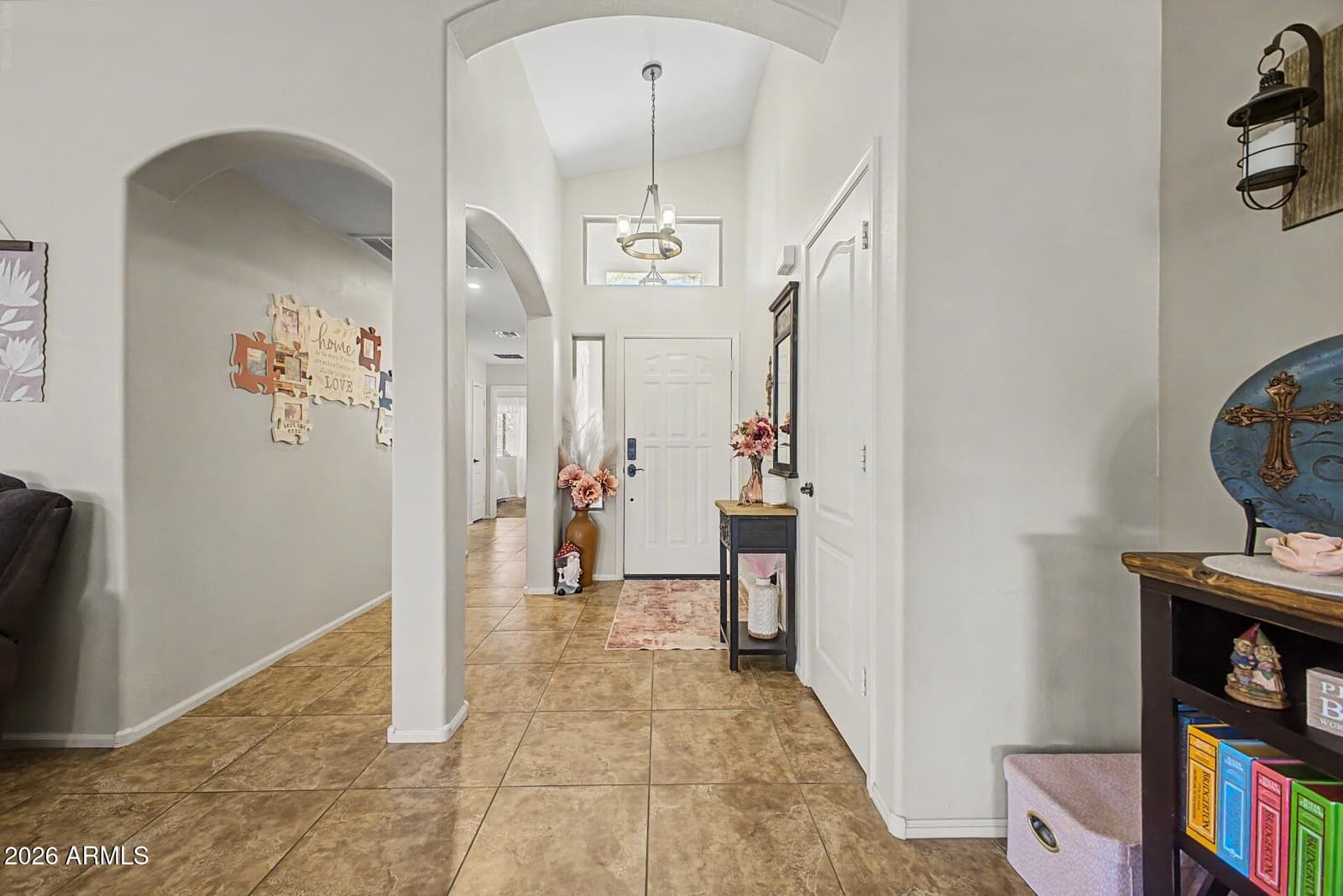 38445 N JANET Lane, San Tan Valley, AZ 85140 — photo 5 of 41