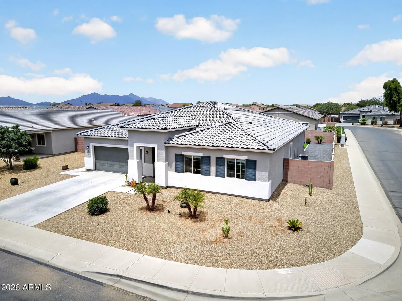 45974 W KELLER Drive, Maricopa, AZ 85139 — photo 2 of 46