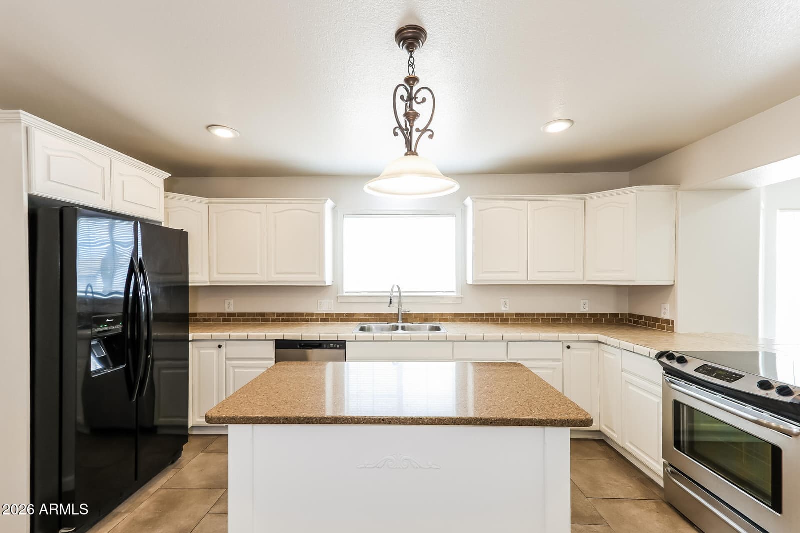 10302 N 88TH Drive, Peoria, AZ 85345 — photo 11 of 27