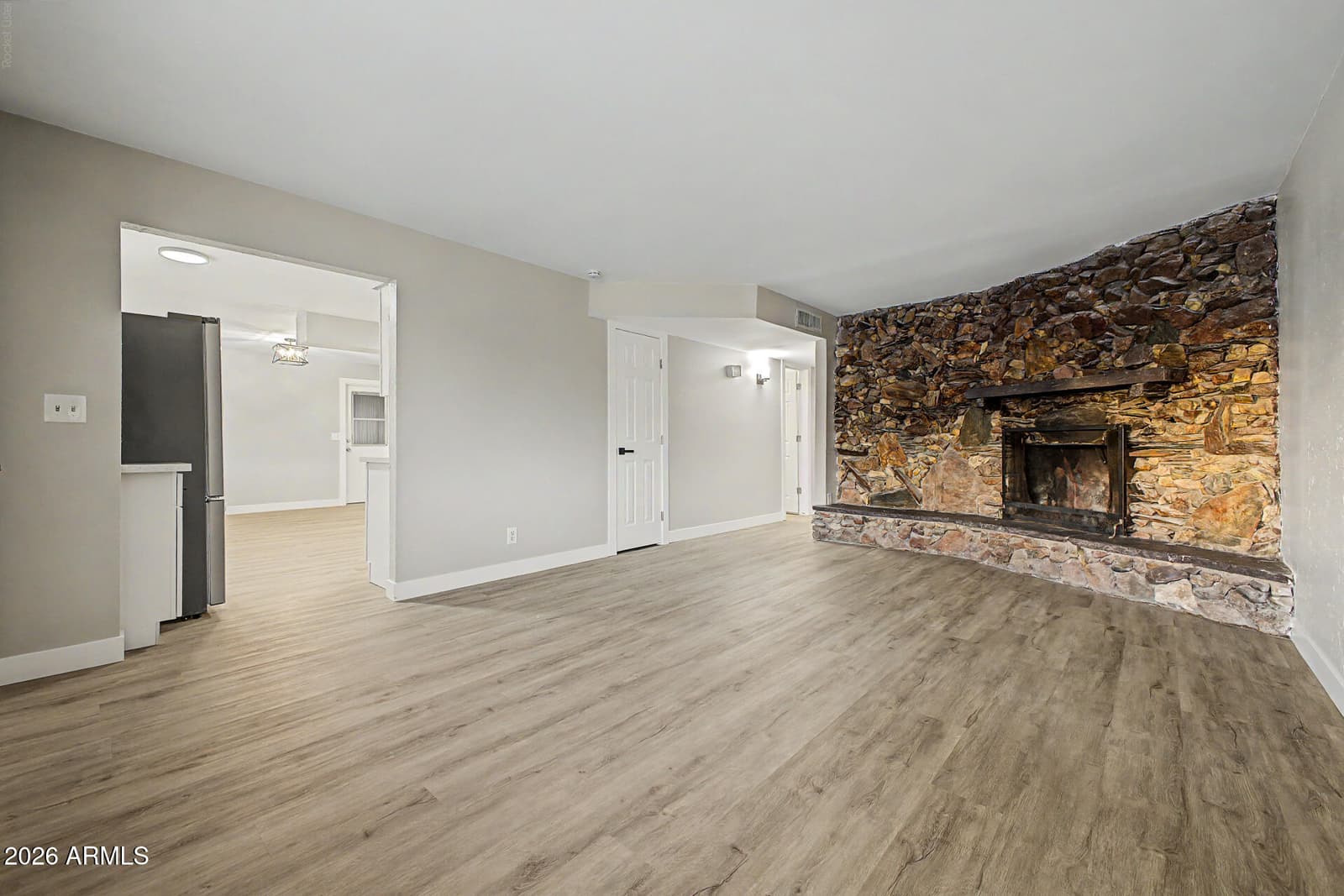 511 S BARKLEY, Mesa, AZ 85204 — photo 15 of 60