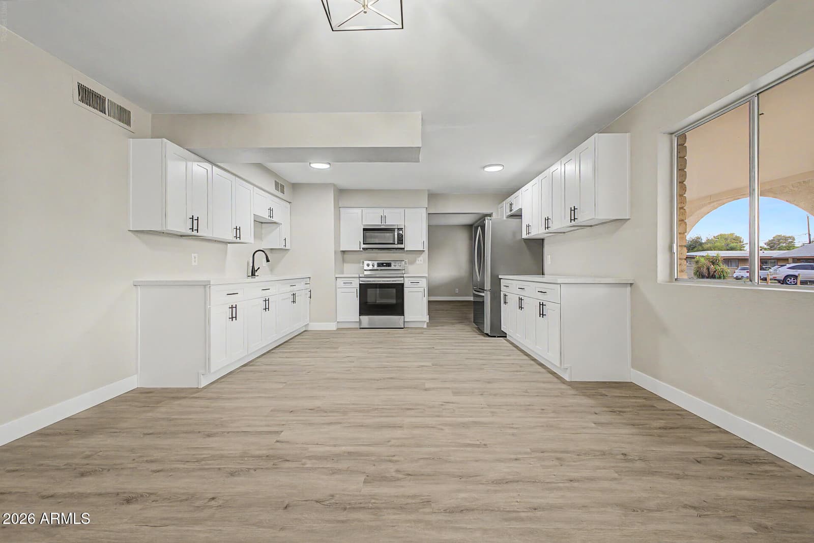 511 S BARKLEY, Mesa, AZ 85204 — photo 18 of 60