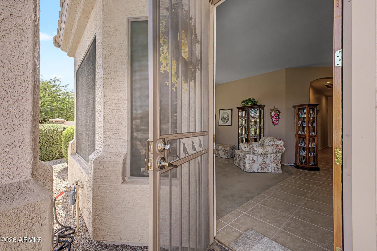 9728 E GOLDEN Street, Mesa, AZ 85207 — photo 4 of 42