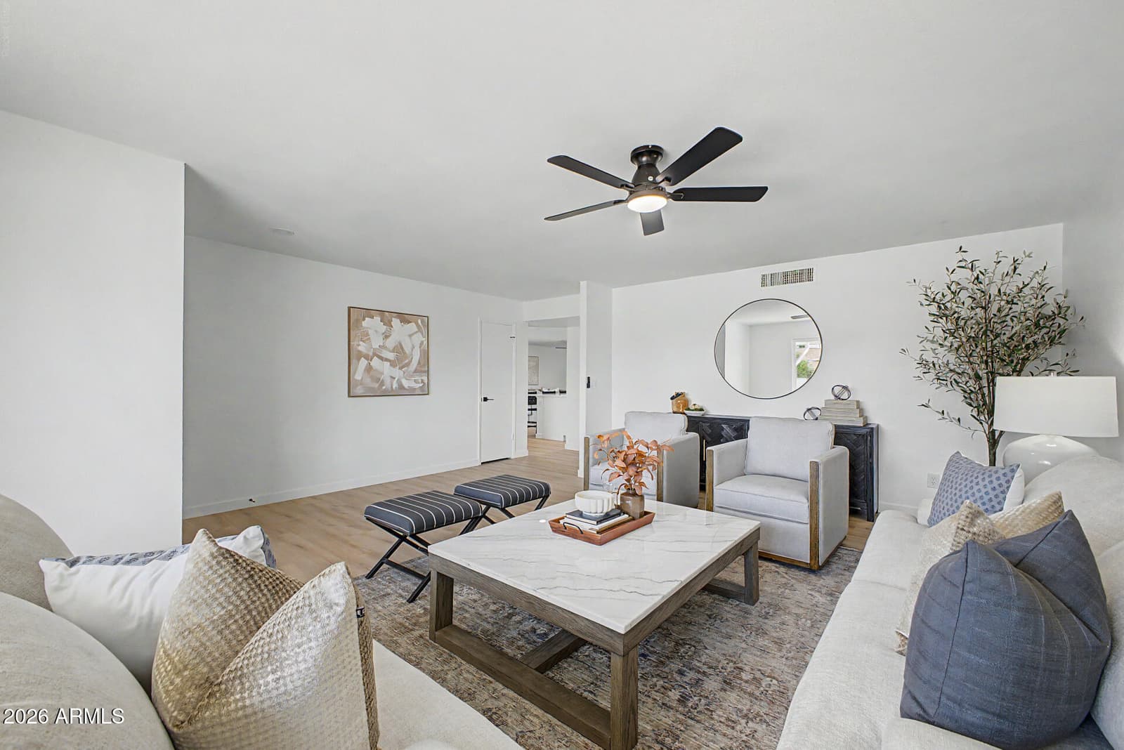 5343 S HAZELTON Lane, Tempe, AZ 85283 — photo 8 of 35