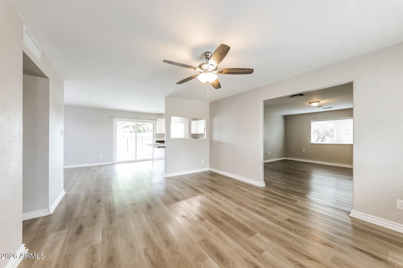 3116 W VILLA RITA Drive, Phoenix, AZ 85053 — photo 3 of 21