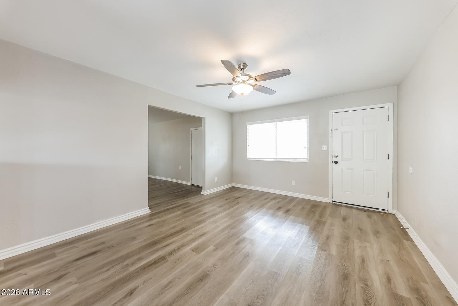 3116 W VILLA RITA Drive, Phoenix, AZ 85053 — photo 5 of 21
