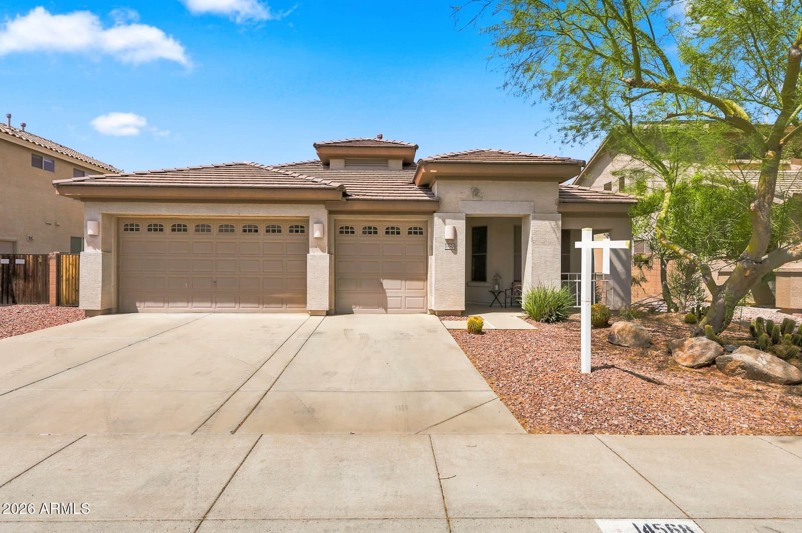 14568 W BANFF Lane, Surprise, AZ 85379 — photo 3 of 56