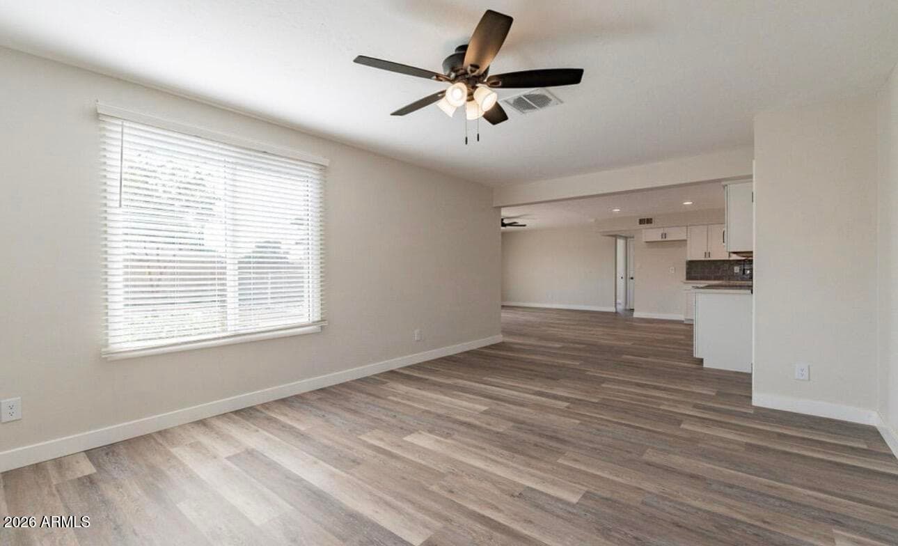 8304 N 55th Avenue, Glendale, AZ 85302 — photo 12 of 21