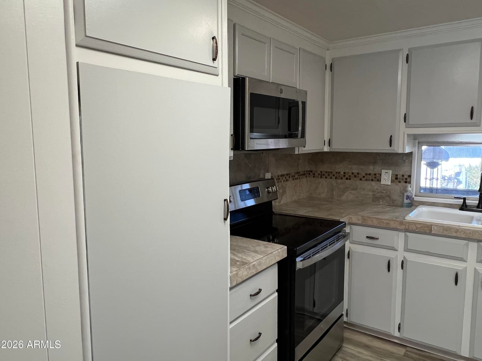 10701 N 99TH Avenue 51, Peoria, AZ 85345 — photo 2 of 18