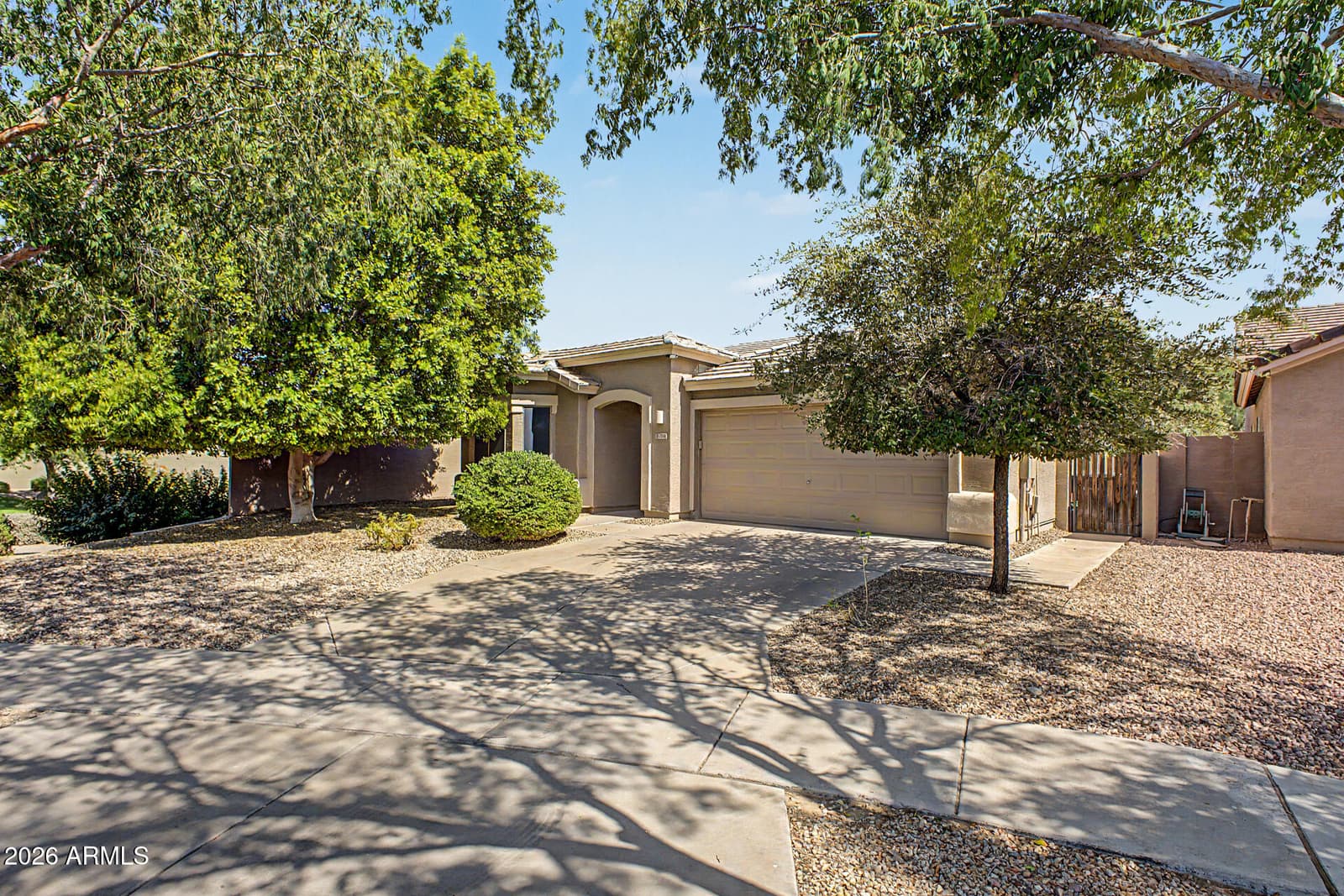 1743 E BRANHAM Lane, Phoenix, AZ 85042 — photo 3 of 44