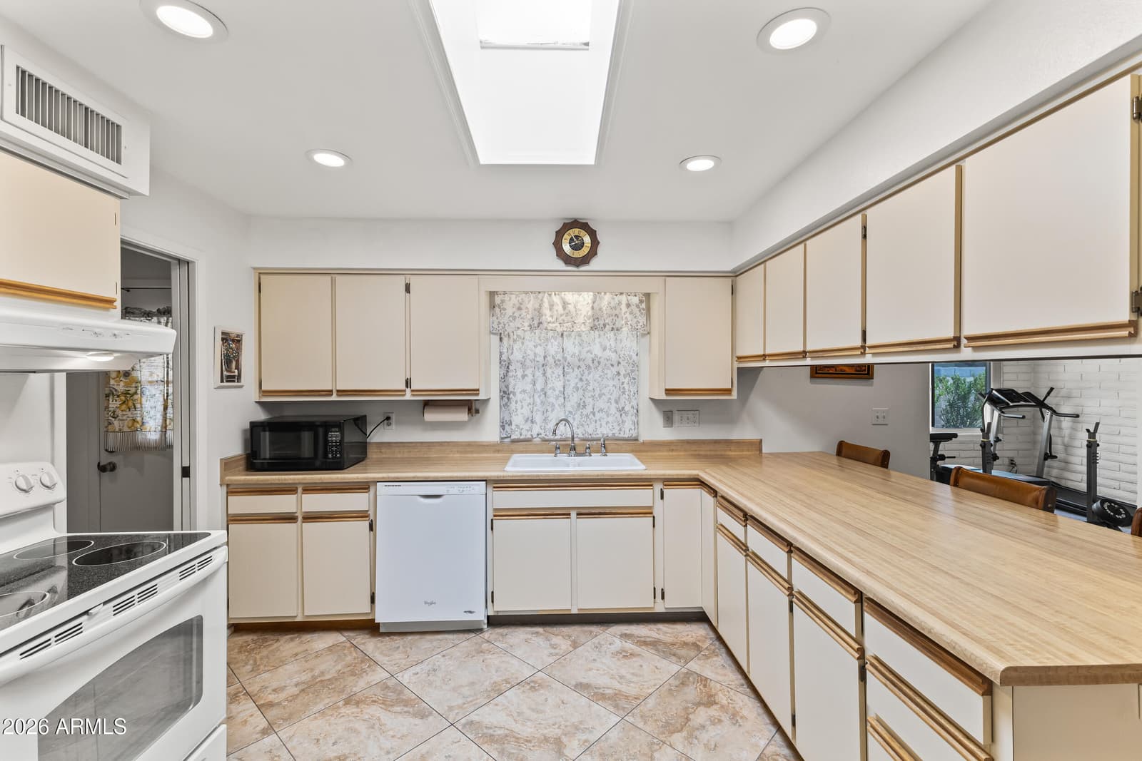 4256 E DOLPHIN Avenue 67, Mesa, AZ 85206 — photo 12 of 41