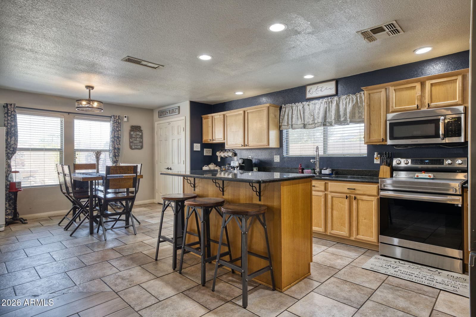 15546 W GELDING Drive, Surprise, AZ 85379 — photo 14 of 54