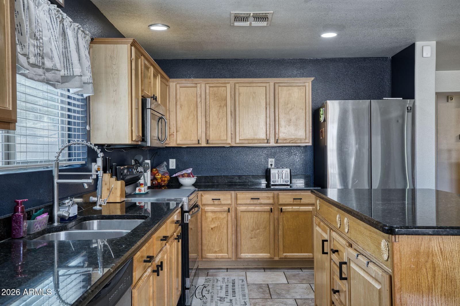15546 W GELDING Drive, Surprise, AZ 85379 — photo 16 of 54