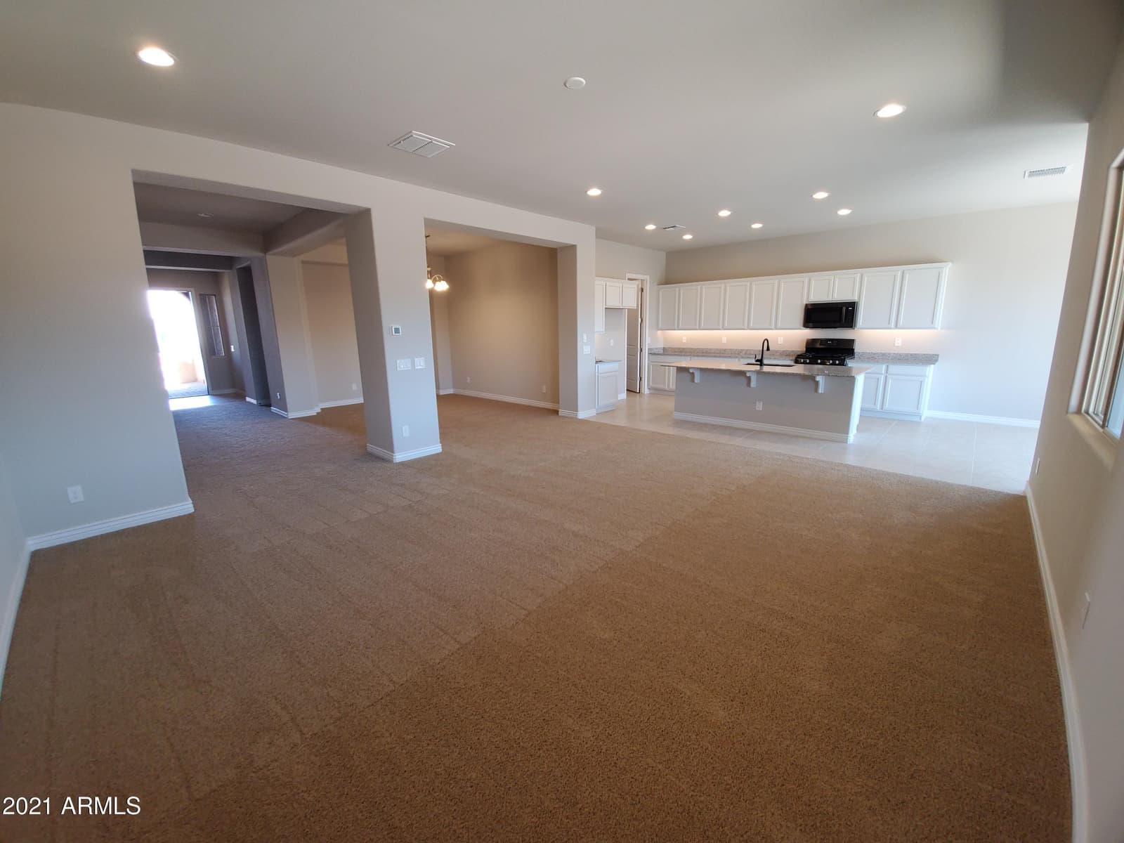 8537 W MYRTLE Avenue, Glendale, AZ 85305 — photo 4 of 13