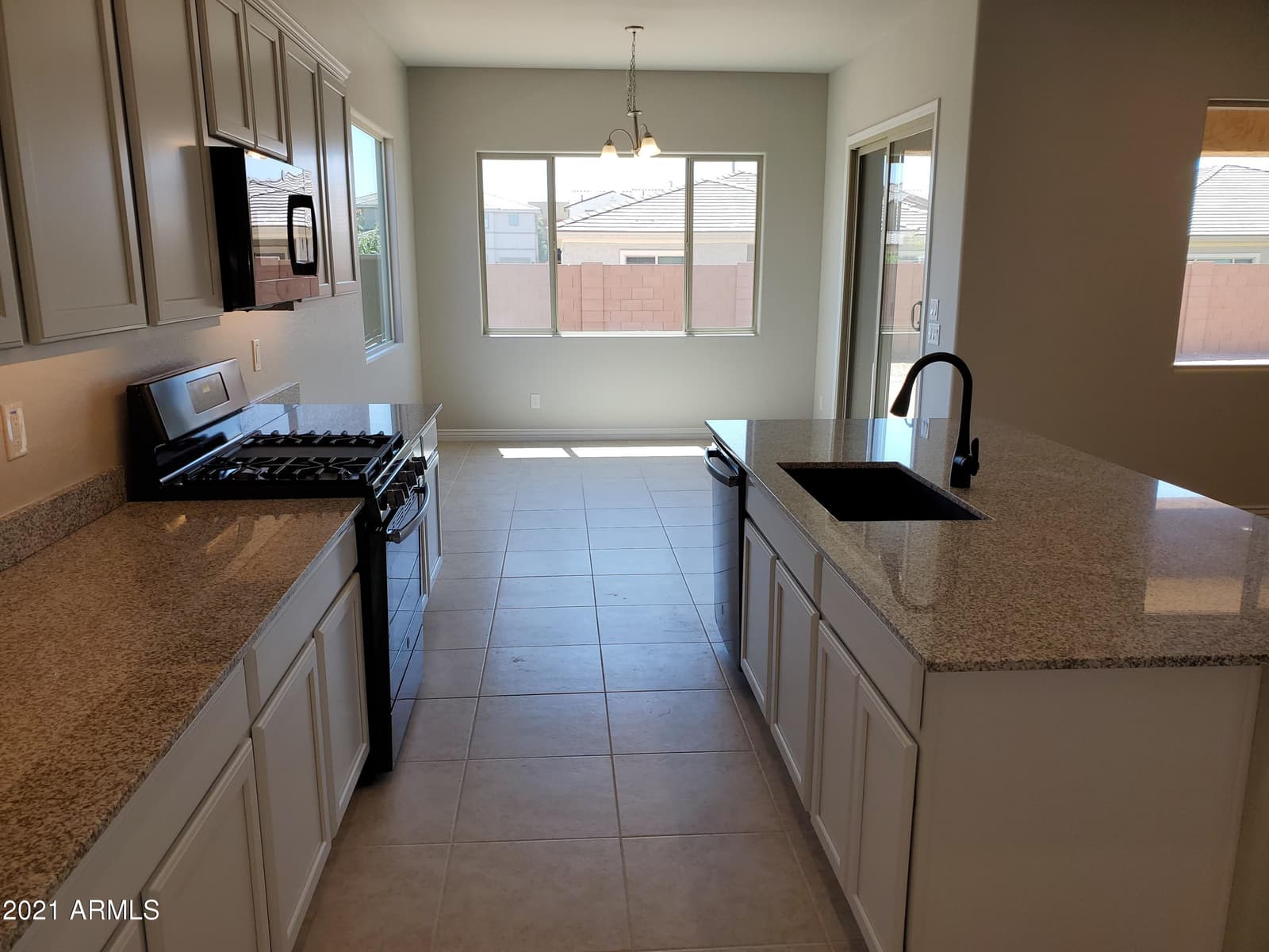 8537 W MYRTLE Avenue, Glendale, AZ 85305 — photo 9 of 13