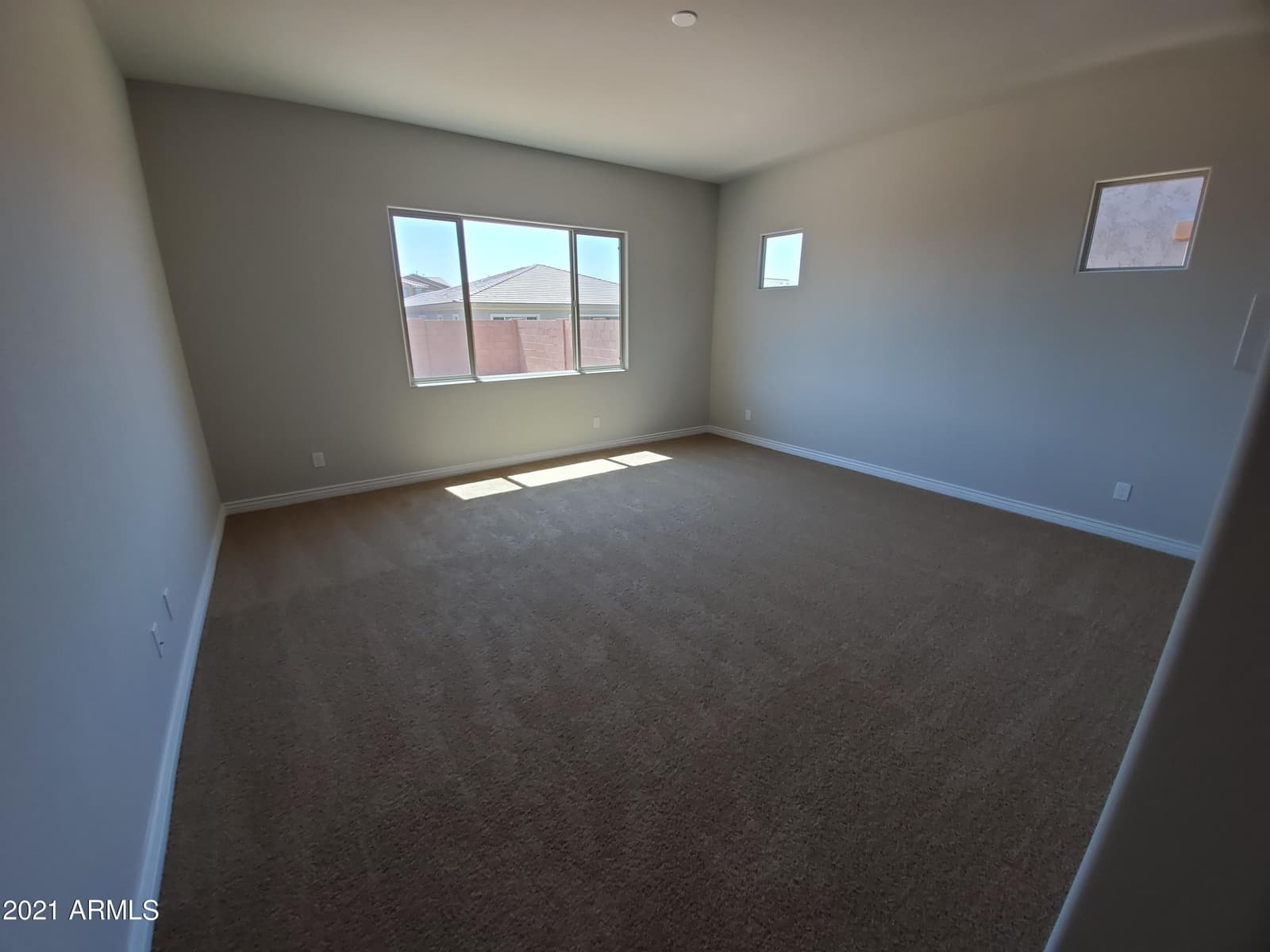 8537 W MYRTLE Avenue, Glendale, AZ 85305 — photo 11 of 13