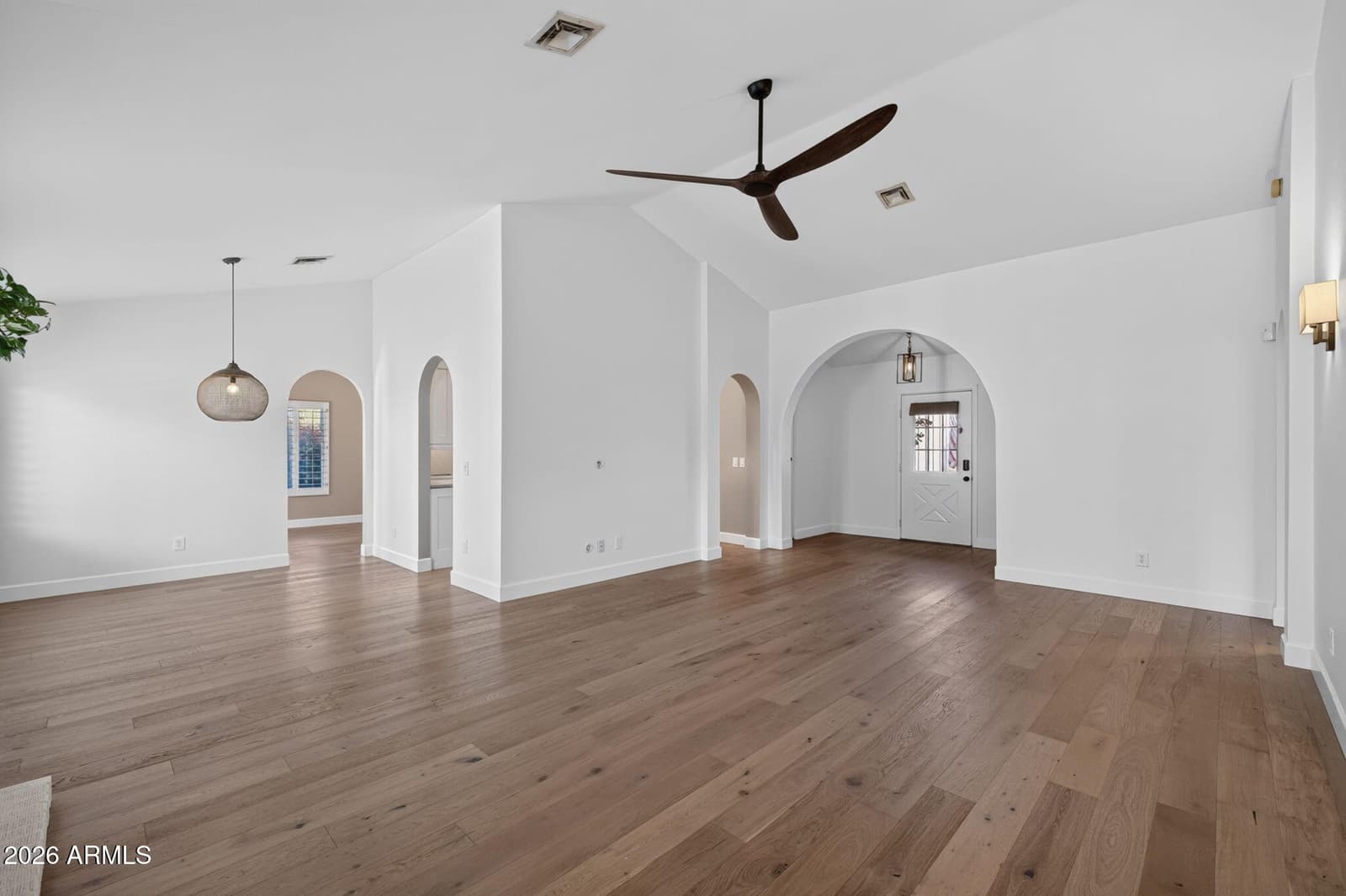 4602 E KACHINA Trail, Phoenix, AZ 85044 — photo 10 of 61