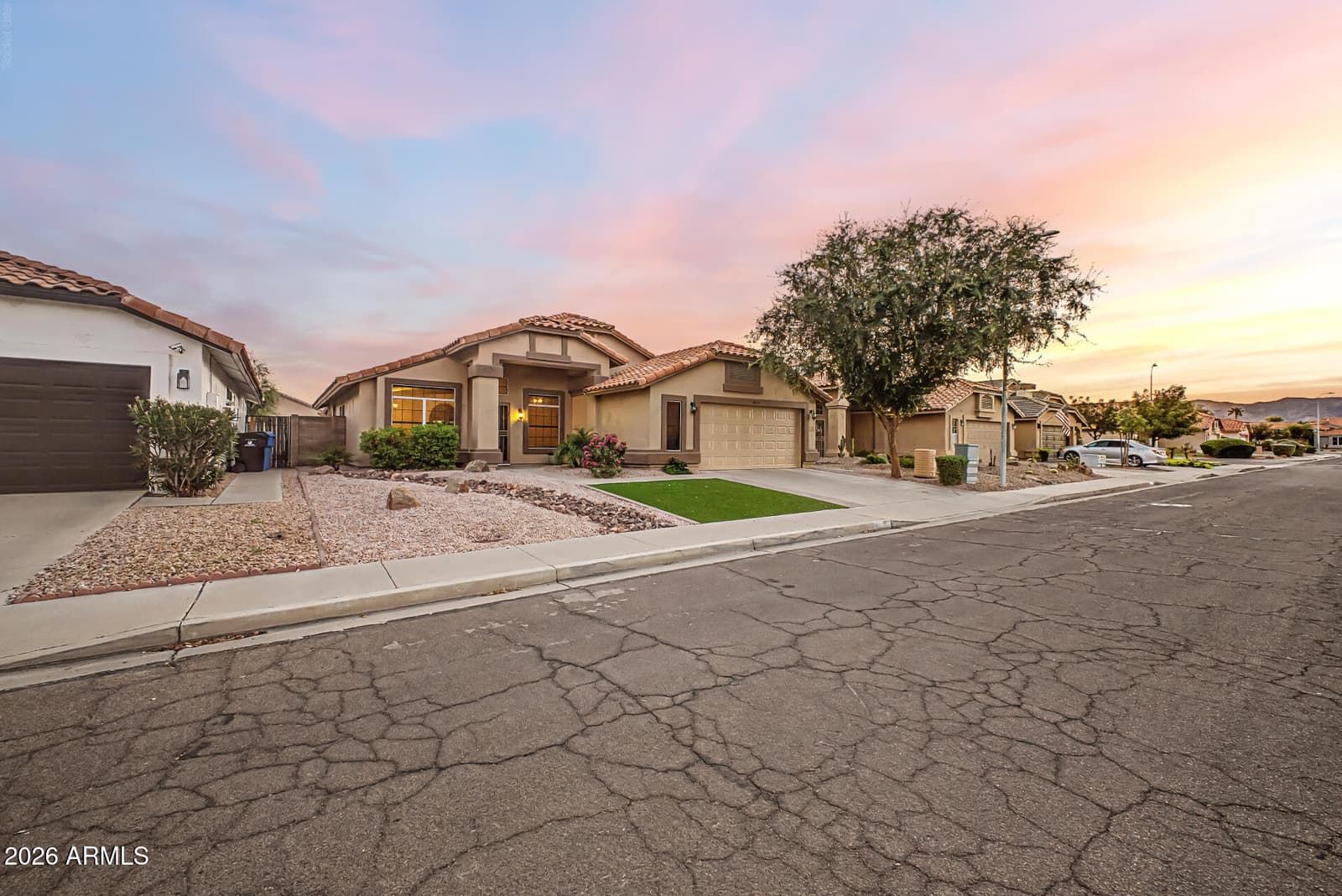 4623 E WHITE ASTER Street, Phoenix, AZ 85044 — photo 10 of 25