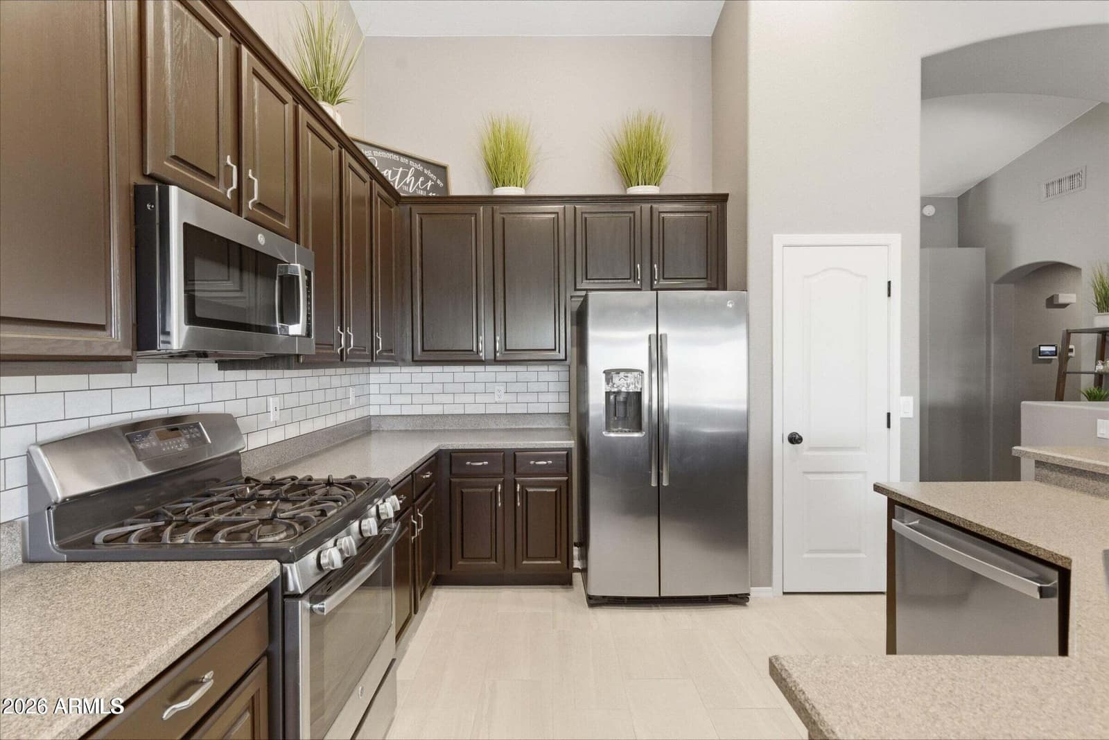 237 S 122ND Avenue, Avondale, AZ 85323 — photo 4 of 34