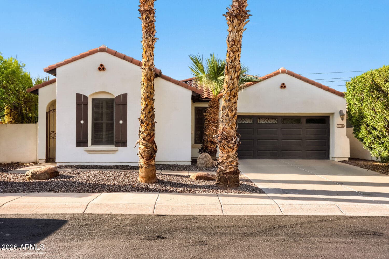 2178 E WISTERIA Drive, Chandler, AZ 85286 — photo 1 of 28