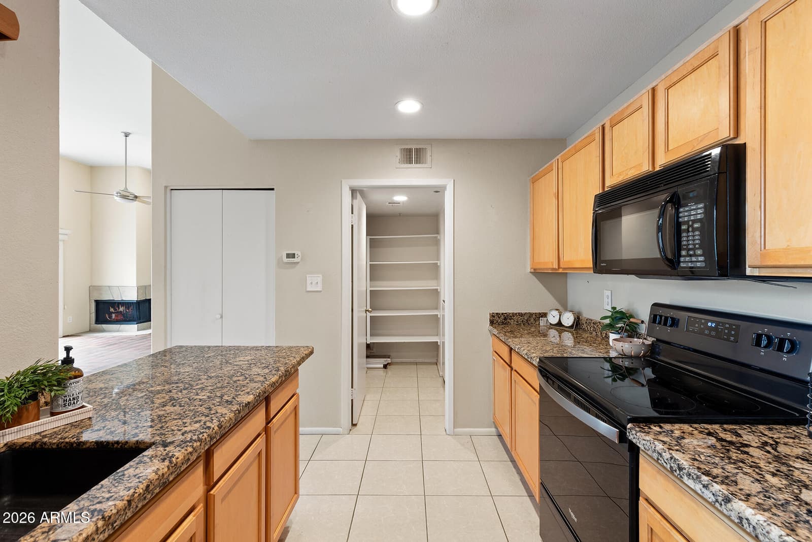 11333 N 92ND Street 2065, Scottsdale, AZ 85260 — photo 10 of 40