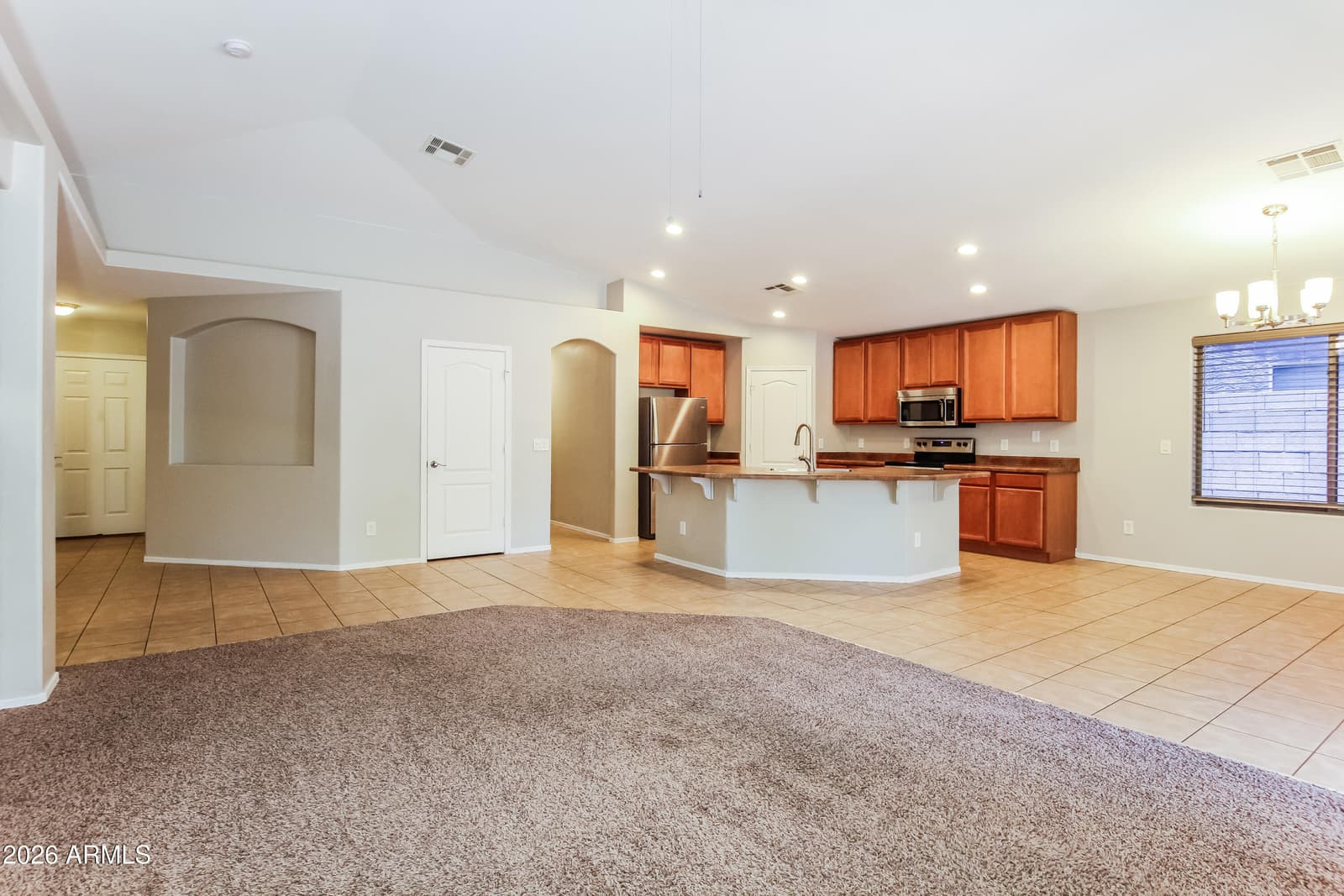2537 W DARREL Road, Phoenix, AZ 85041 — photo 10 of 15