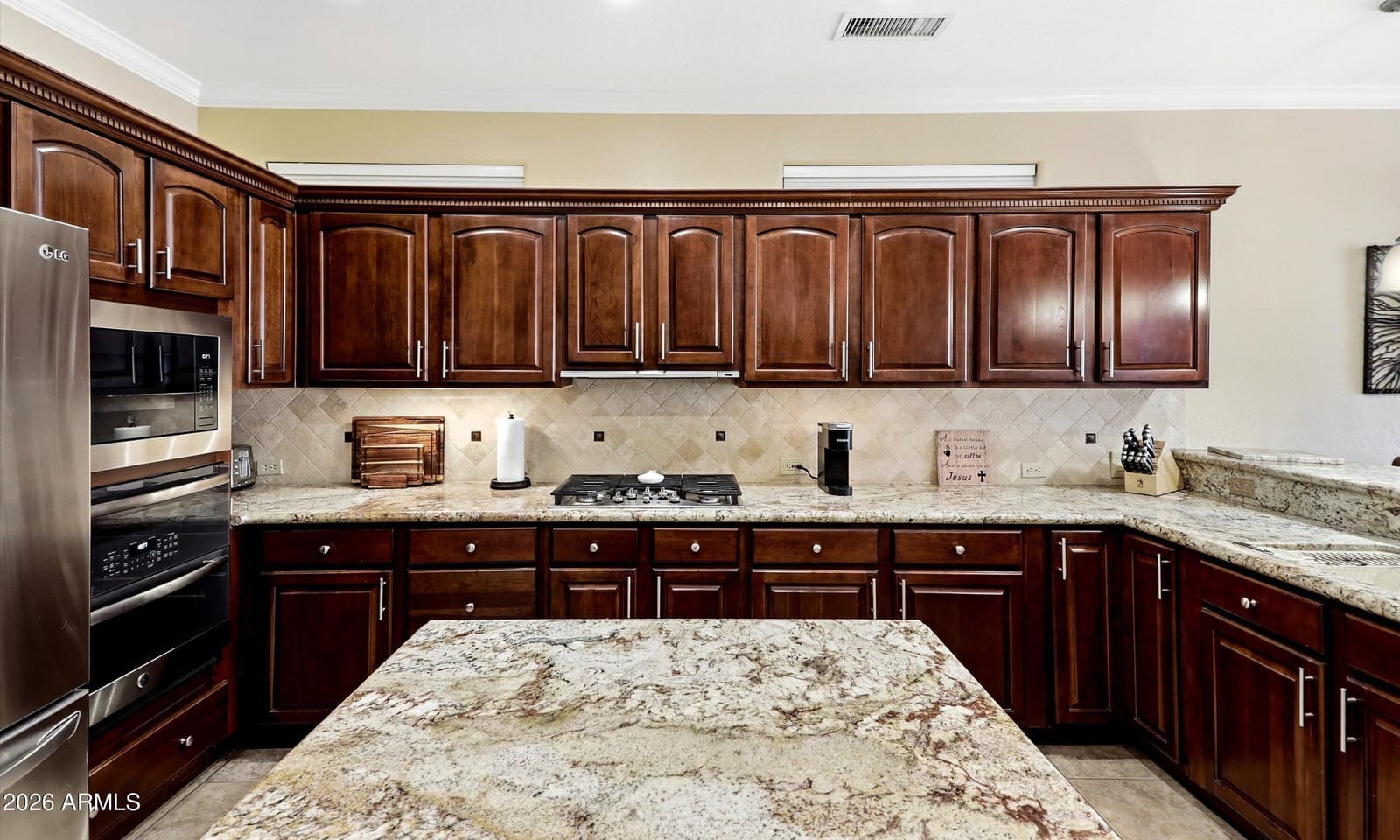 14940 W ANGEL BASIN Way, Surprise, AZ 85374 — photo 8 of 39