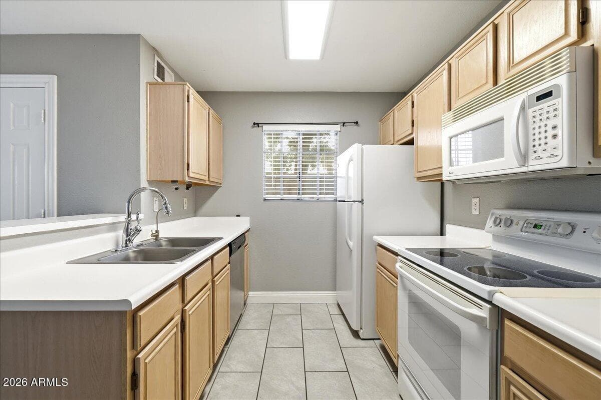2301 E UNIVERSITY Drive 504, Mesa, AZ 85213 — photo 10 of 25