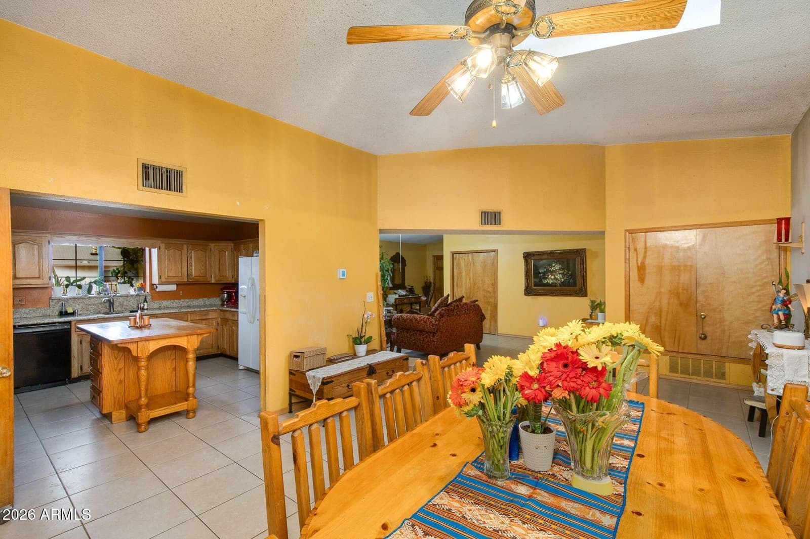 2240 E Whitton Avenue, Phoenix, AZ 85016 — photo 8 of 27