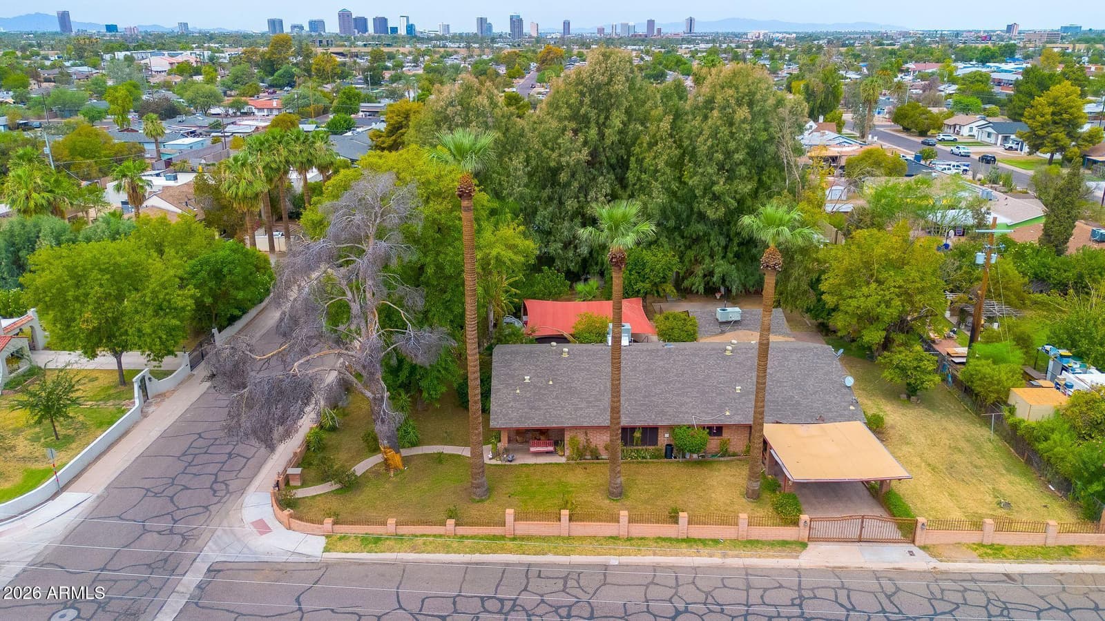 2240 E Whitton Avenue, Phoenix, AZ 85016 — photo 2 of 27