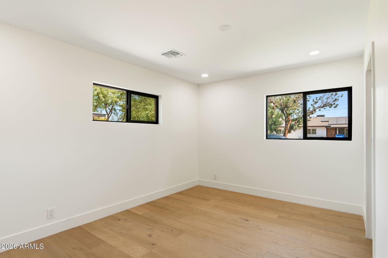 8912 N 17TH Avenue, Phoenix, AZ 85021 — photo 16 of 28