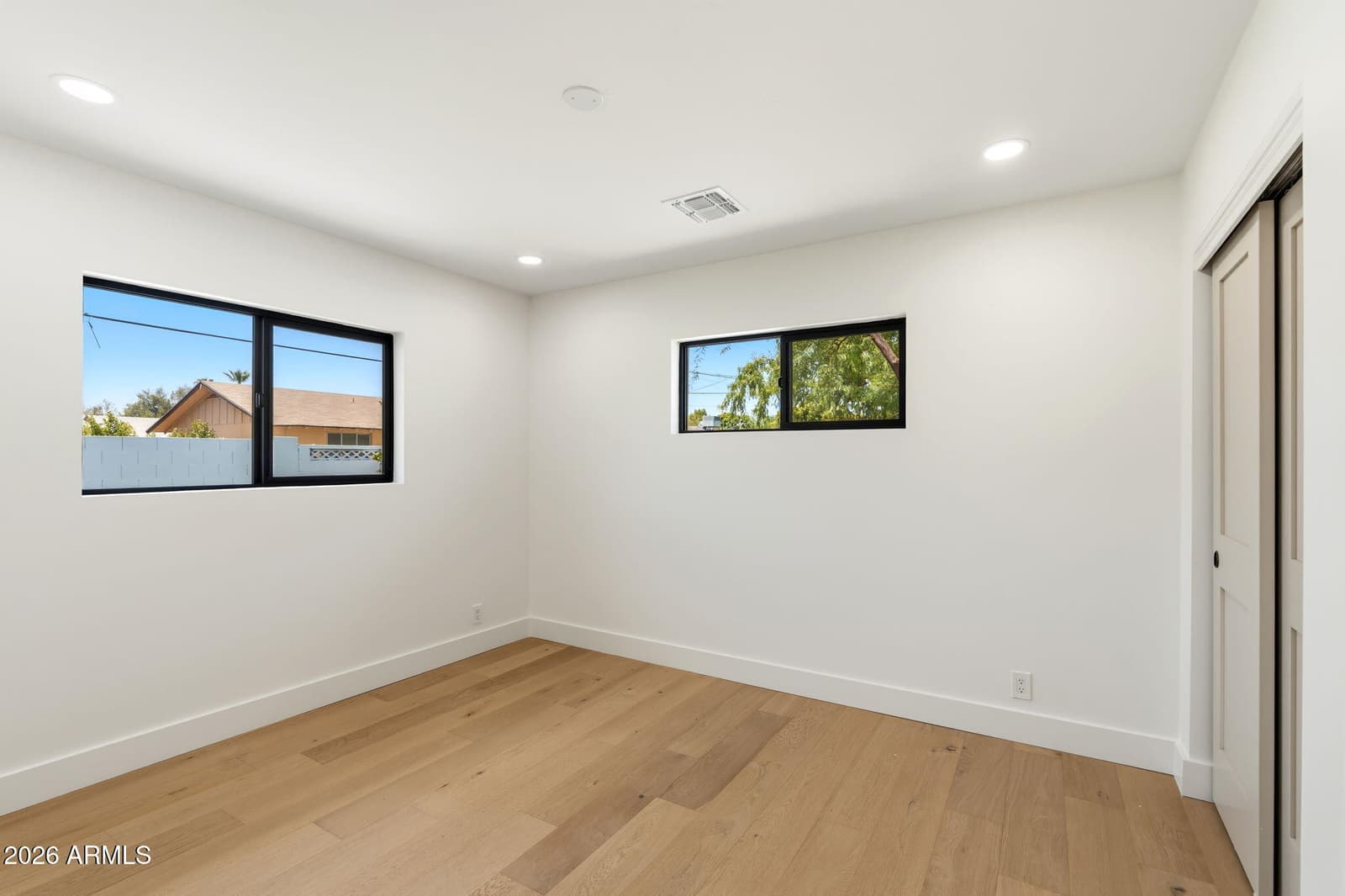 8912 N 17TH Avenue, Phoenix, AZ 85021 — photo 22 of 28