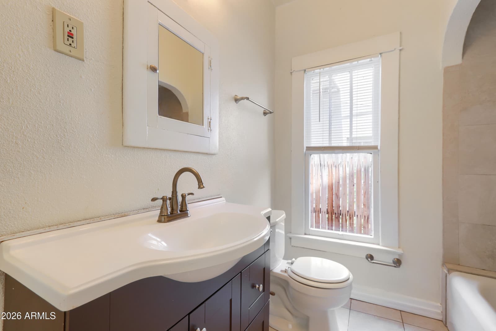 2042 N 12TH Street, Phoenix, AZ 85006 — photo 13 of 22