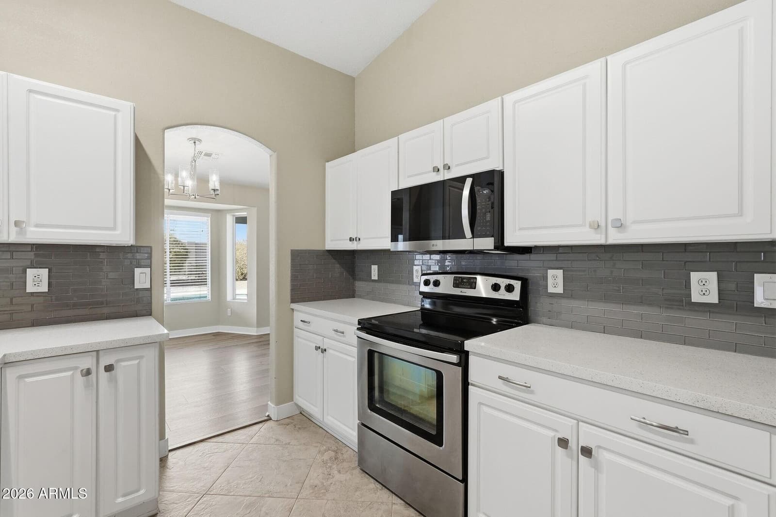 3256 E ROSEMONTE Drive, Phoenix, AZ 85050 — photo 17 of 38