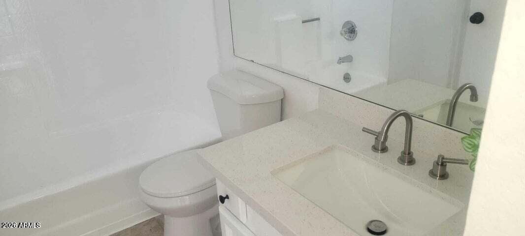 8702 N 67TH Drive N, Peoria, AZ 85345 — photo 10 of 15