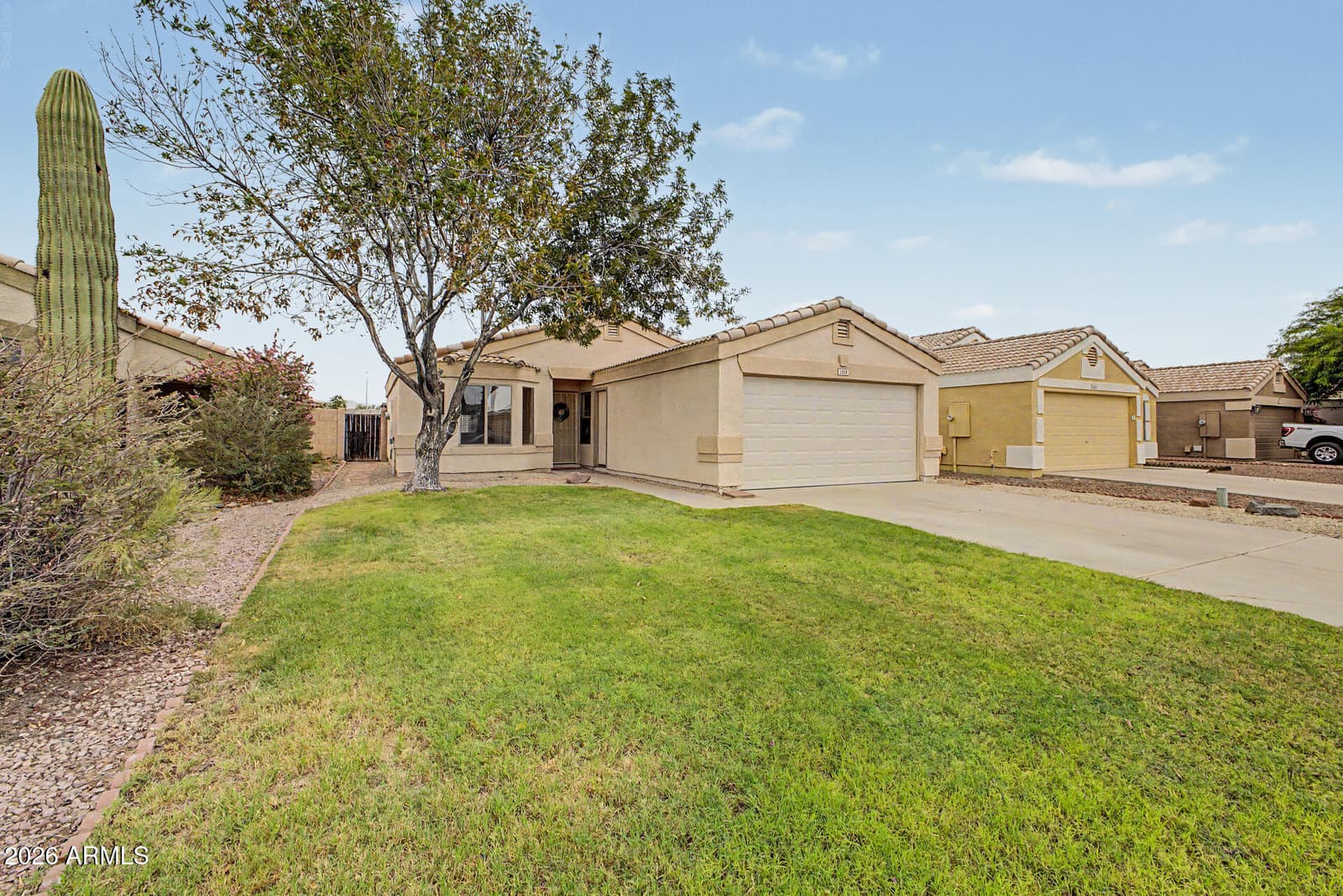 1368 W 18TH Avenue, Apache Junction, AZ 85120 — photo 2 of 41