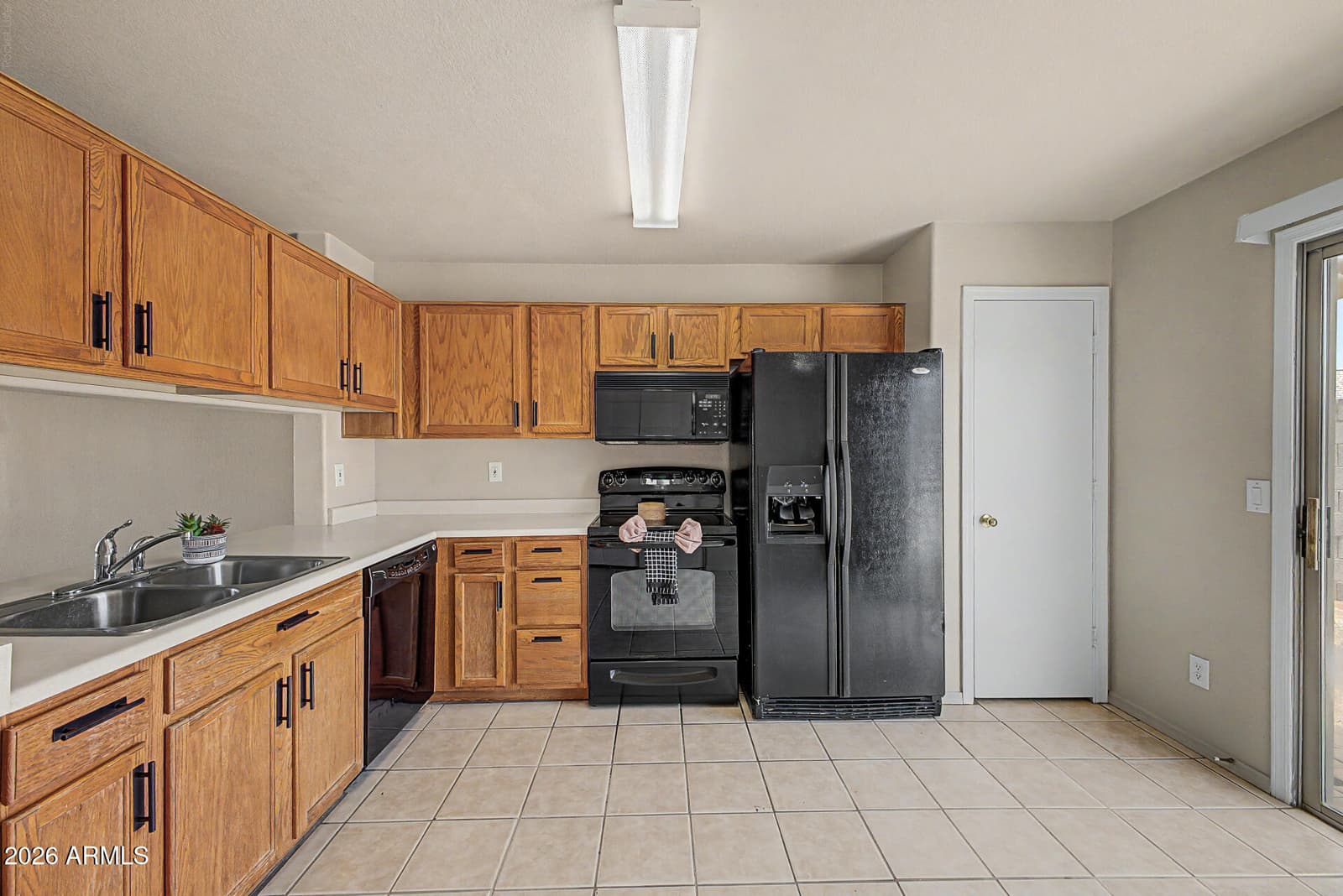 1368 W 18TH Avenue, Apache Junction, AZ 85120 — photo 17 of 41