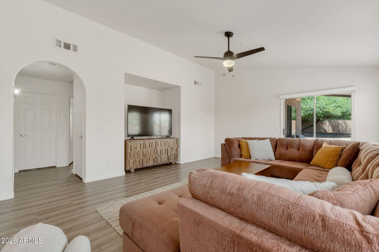636 W DUBLIN Street, Gilbert, AZ 85233 — photo 5 of 26