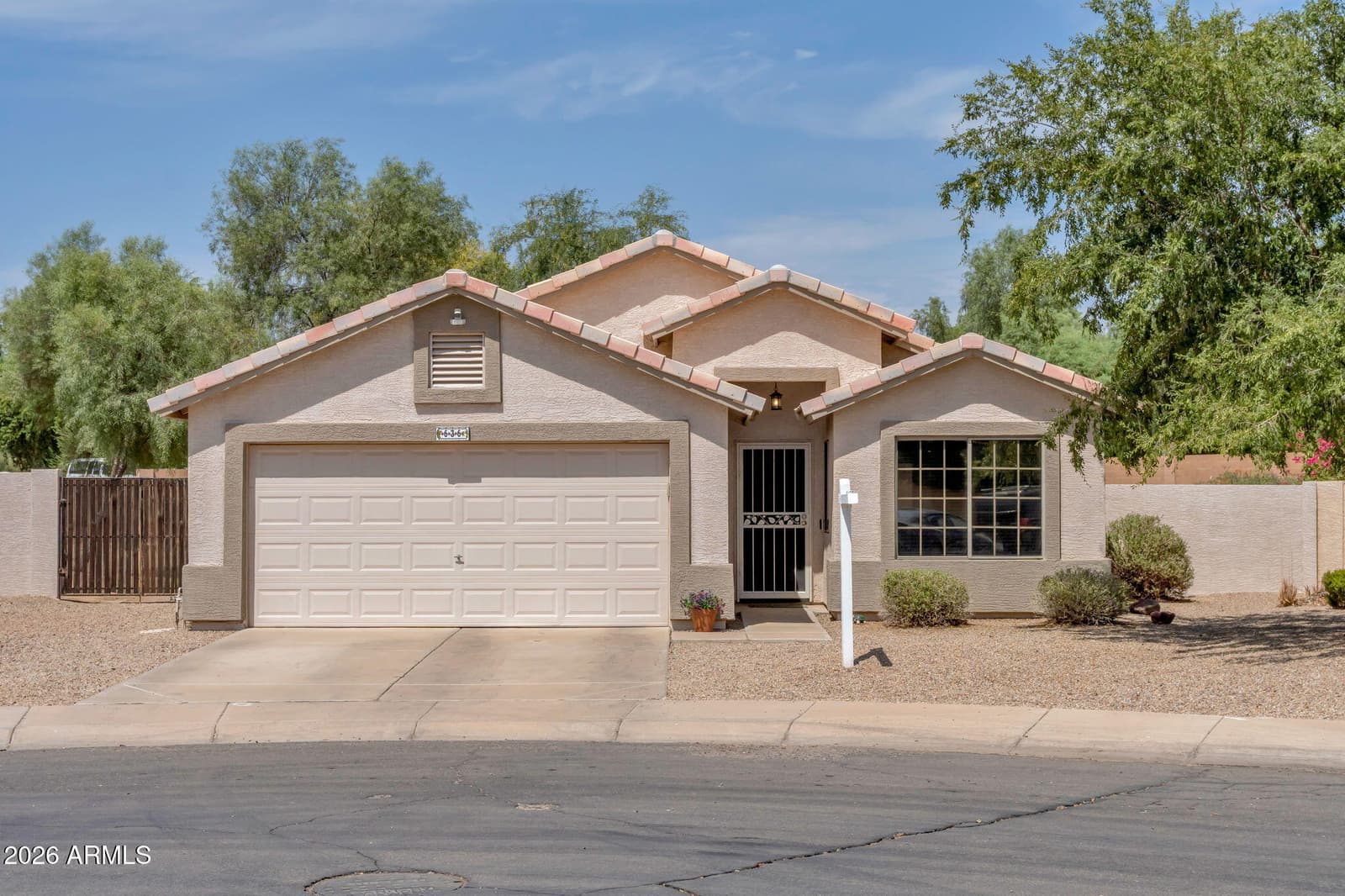 636 W DUBLIN Street, Gilbert, AZ 85233 — photo 1 of 26