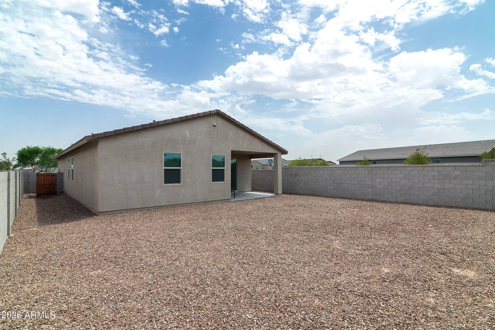 4457 W HUNTER Trail, San Tan Valley, AZ 85144 — photo 8 of 40