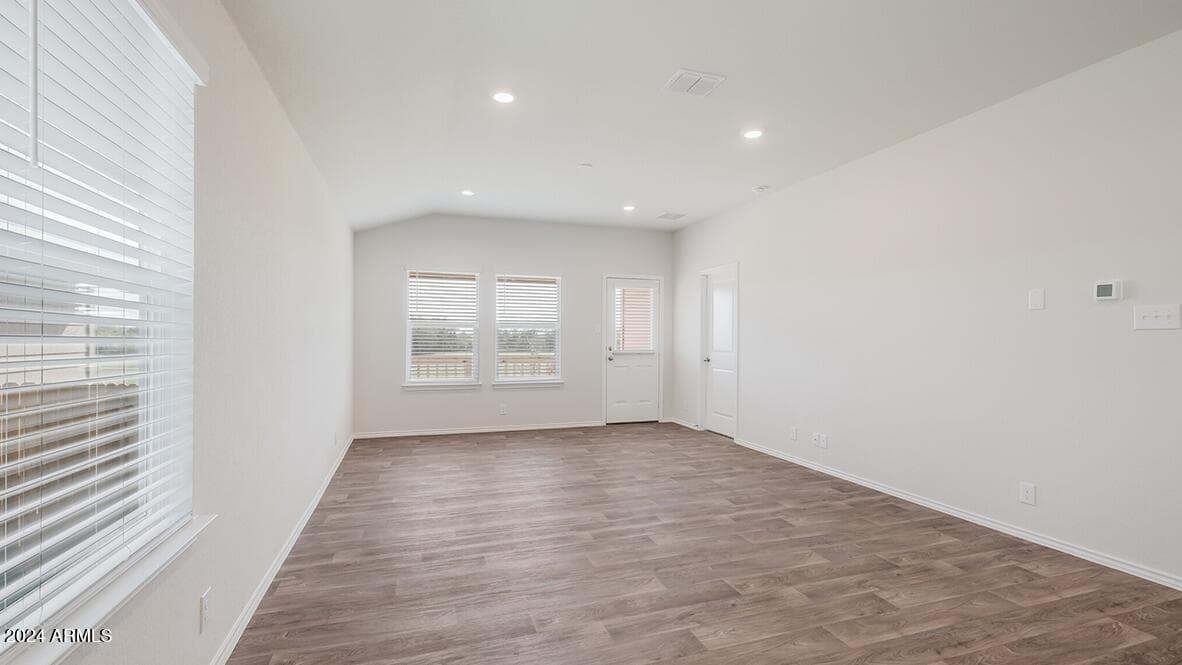2884 W Shapperd Avenue, Apache Junction, AZ 85120 — photo 4 of 12