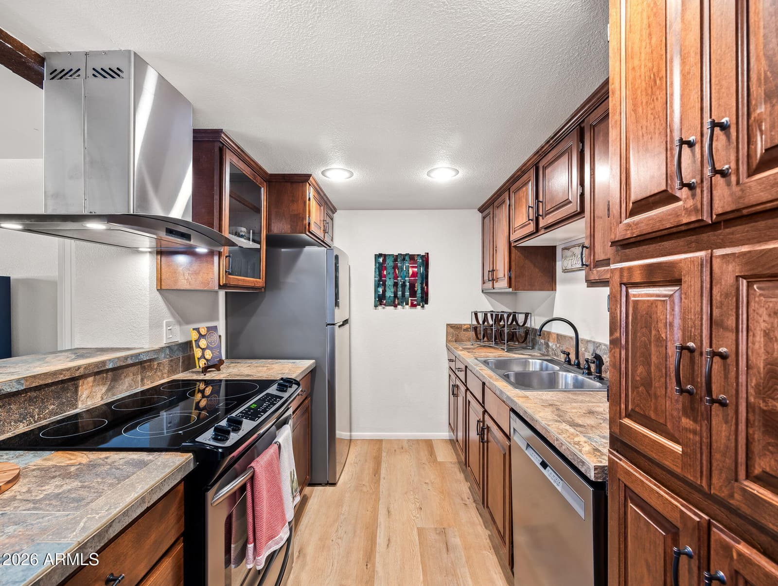 7557 N DREAMY DRAW Drive 154, Phoenix, AZ 85020 — photo 12 of 28