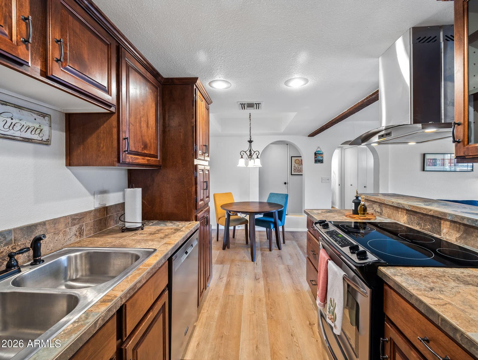 7557 N DREAMY DRAW Drive 154, Phoenix, AZ 85020 — photo 15 of 28