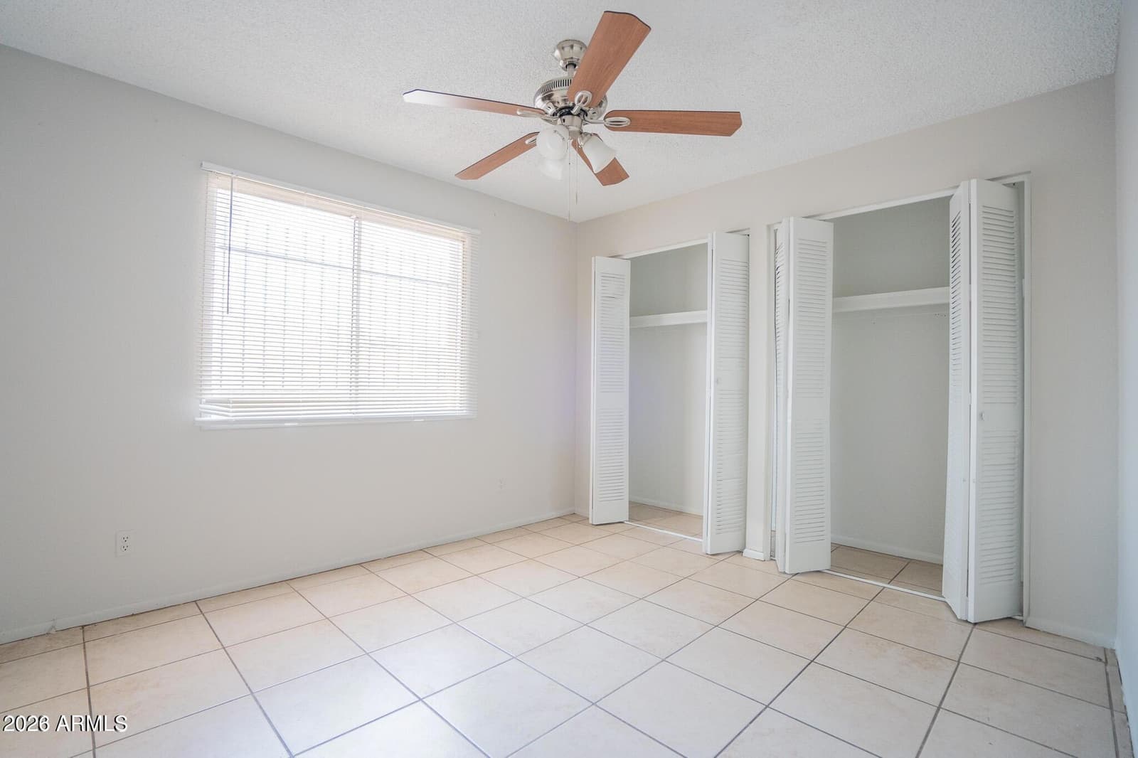 3645 N 69TH Avenue 15, Phoenix, AZ 85033 — photo 16 of 20