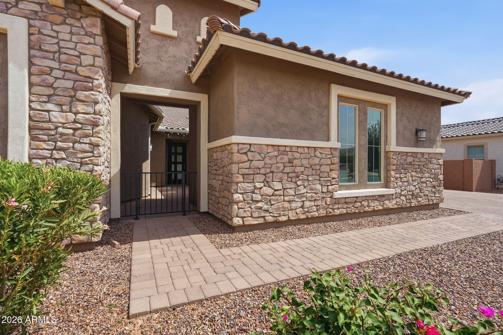 18814 E WALNUT Drive, Queen Creek, AZ 85142 — photo 6 of 47